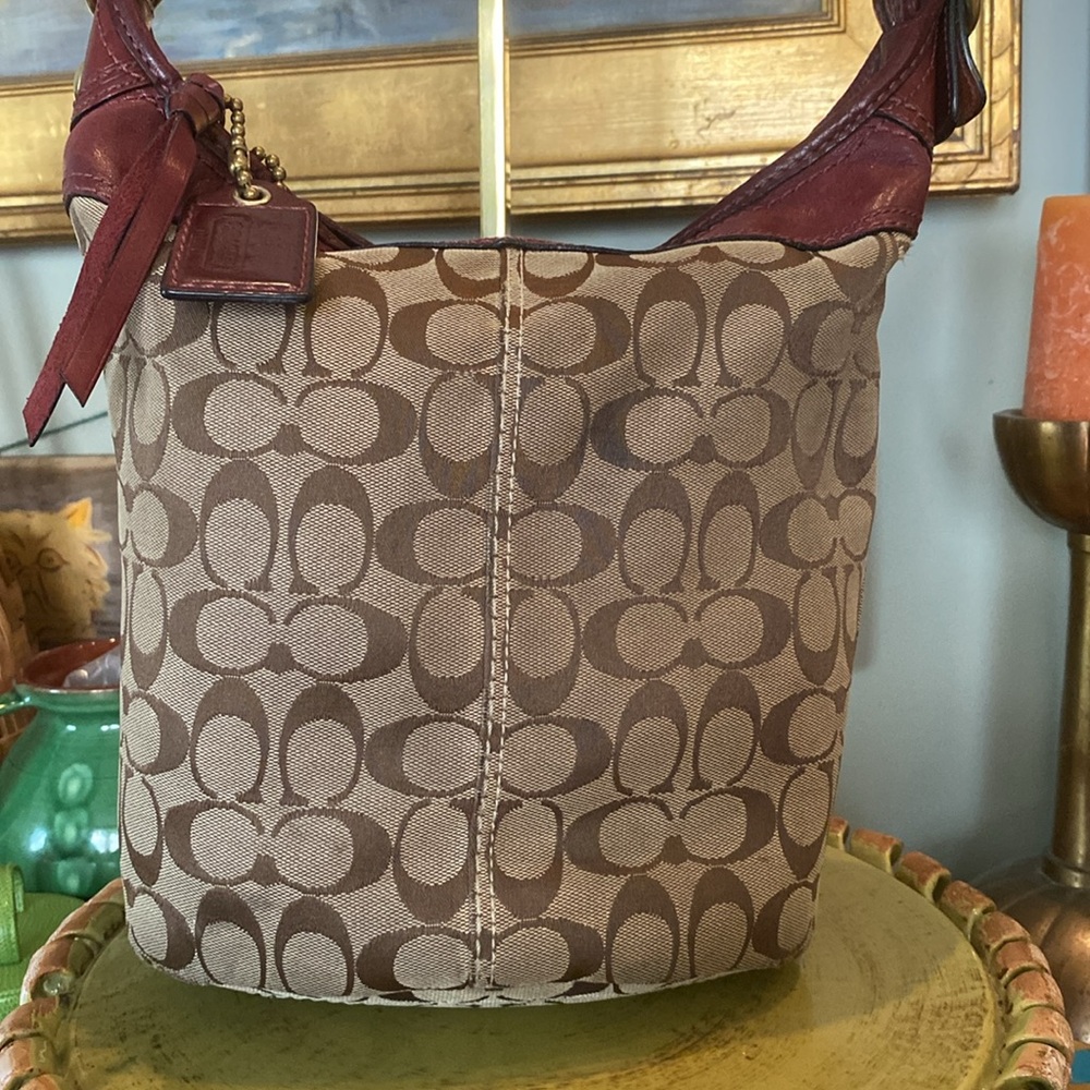 Coach Signature Bleecker Bucket Convertible strap bag.  Brown/Tan & Leather